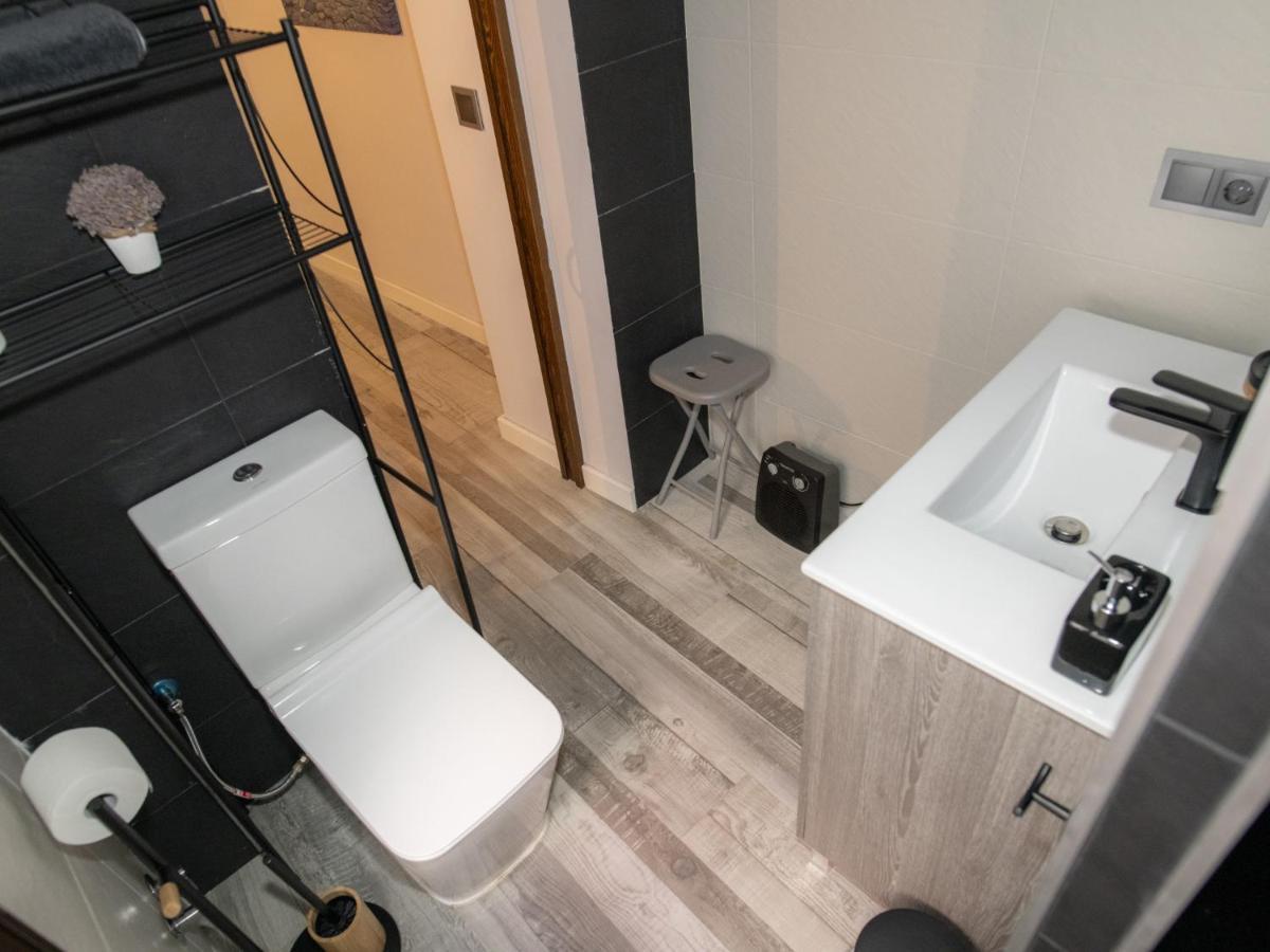 Elegante Apartamento Para 5 En El Centro De Caceres Con Wifi Exteriör bild