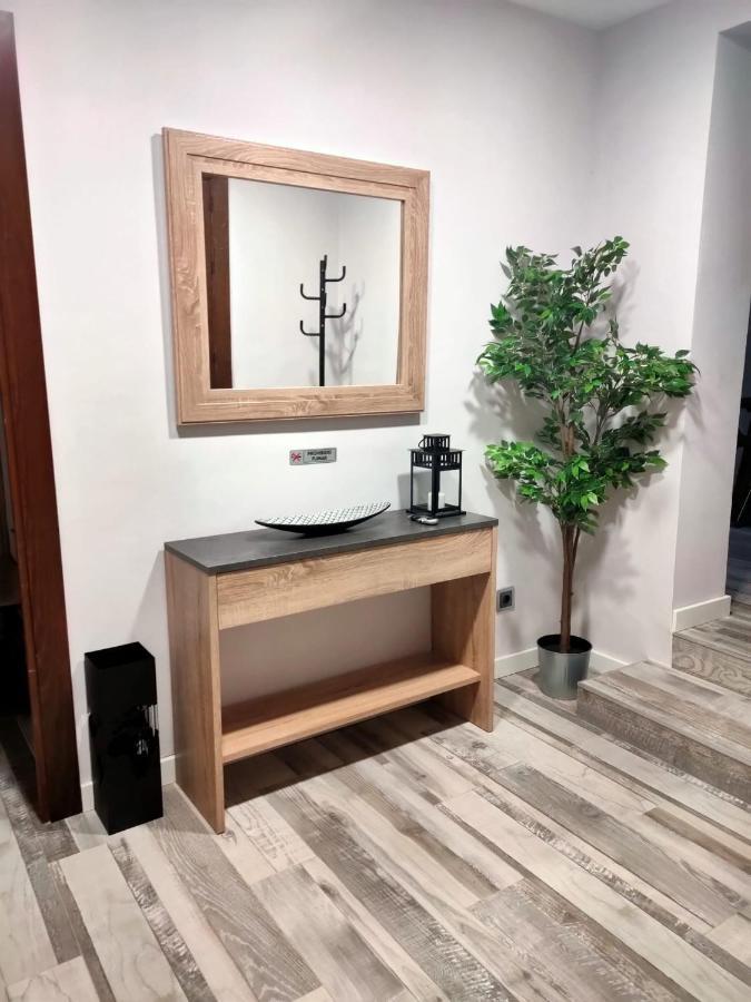 Elegante Apartamento Para 5 En El Centro De Caceres Con Wifi Exteriör bild