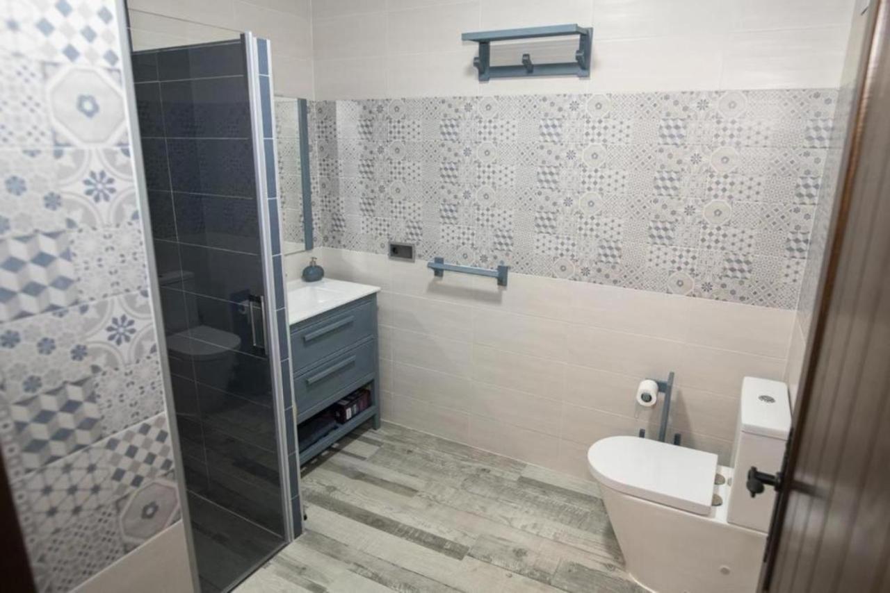 Elegante Apartamento Para 5 En El Centro De Caceres Con Wifi Exteriör bild